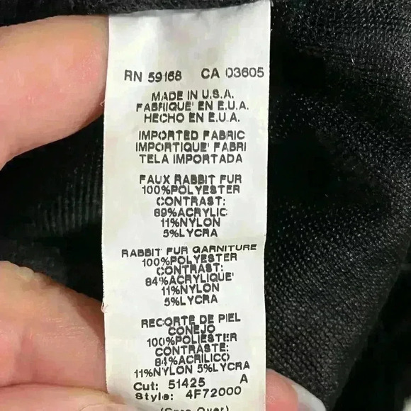 FifteenTwenty Black Fuzzy Soft Sweater Size Medium - Picture 5 of 8